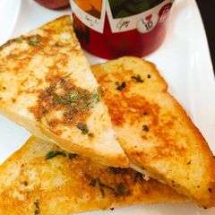 Egg spicy toast A picture of Egg spicy toast.