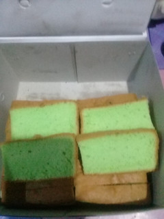 Foto resep Bolu kecebong pandan