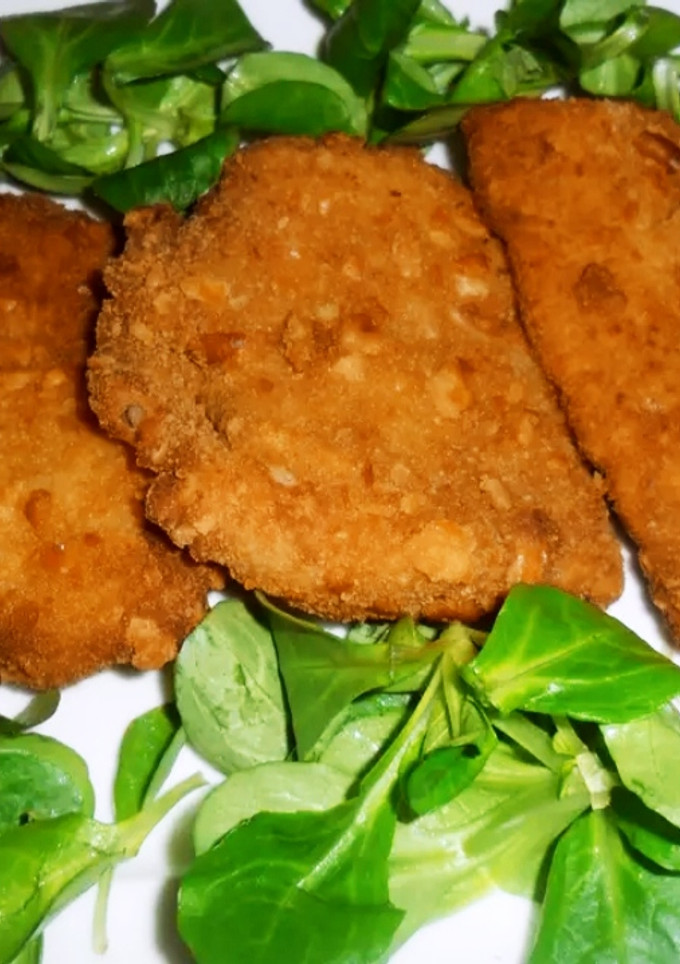 Una foto de Merluza rebozada con galletitas María