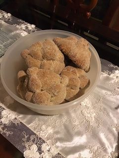 Una foto de Pan de muerto de masa madre