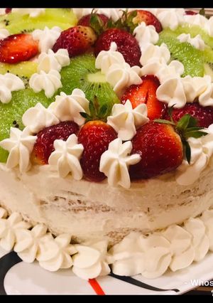 A picture of Whosayna’s WhiteForest Gâteau.