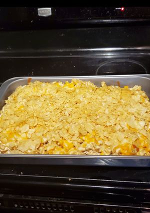 A picture of Potato Chip Casserole.