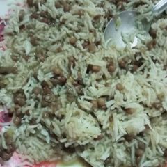 A picture of Malka dal with rice.