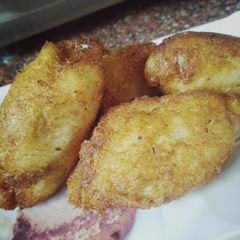 A picture of Bread roll.