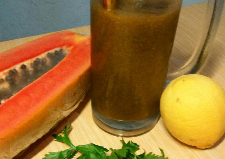 Smoothie pepaya - seledri - lemon