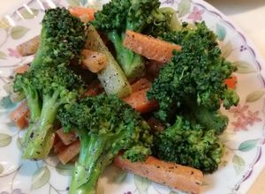 Foto resep Salad brokoli wortel dressing wijen