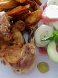 Pollo Frito con Bastones de Papa y Camote a lo Carmelita.