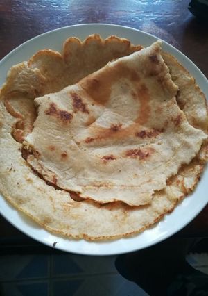A picture of Oatmeal pancakes... #4weekschallenge #5orlessingredientchallenge.