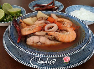 Una foto de Caldo de mariscos 🌹