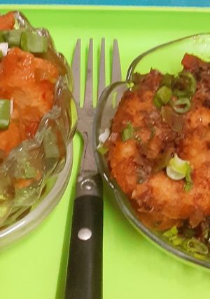 A picture of Lokmanya South Indian Cafe's Fusion Medu Vada.