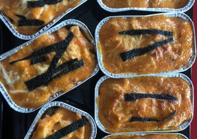 Resep Baked salmon mentai with japanese rice oleh Foodsnote - Cookpad