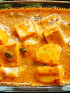 शाही पनीर (shahi paneer recipe in Hindi) रेसिपी मुख्य फोटो