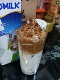 Foto resep Dalgona coffee ala me 🥰