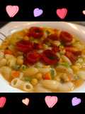 ♥️Guiso de fideos, garbanzos y salchichas alemanas
