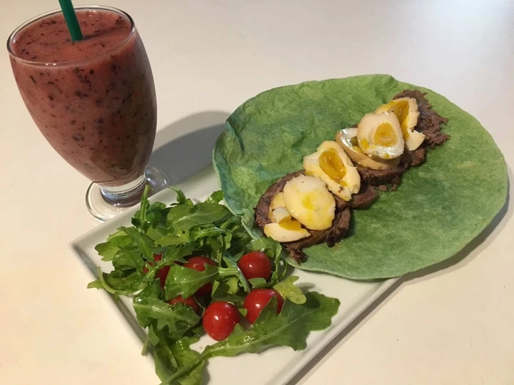 Recipe Burrito Salad with Smoothie for  Breakfast the Delicious Makes you drool
