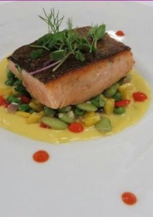 Foto resep Grill salmon local with lemon sauce and greenbean