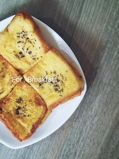 Foto resep Simple Breakfast - Roti Tawar Telur Keju