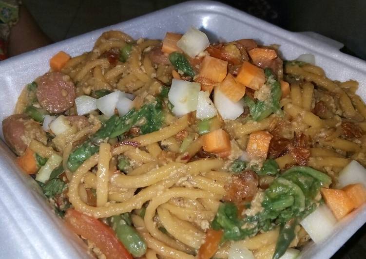 Resep: Mie gomak goreng pedes Yang Enak