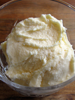 A picture of Vanilla Ice Cream.