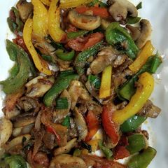 A picture of Mushroom pepper fry.