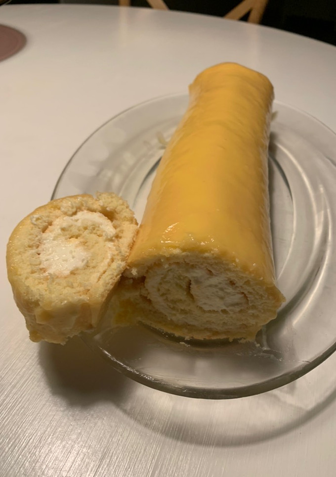 Una foto de Brazo de gitano de queso y limón