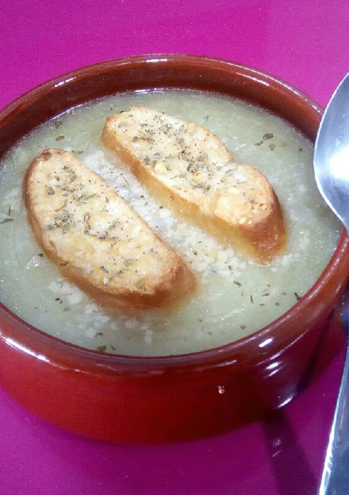 Una foto de Sopa de cebolla