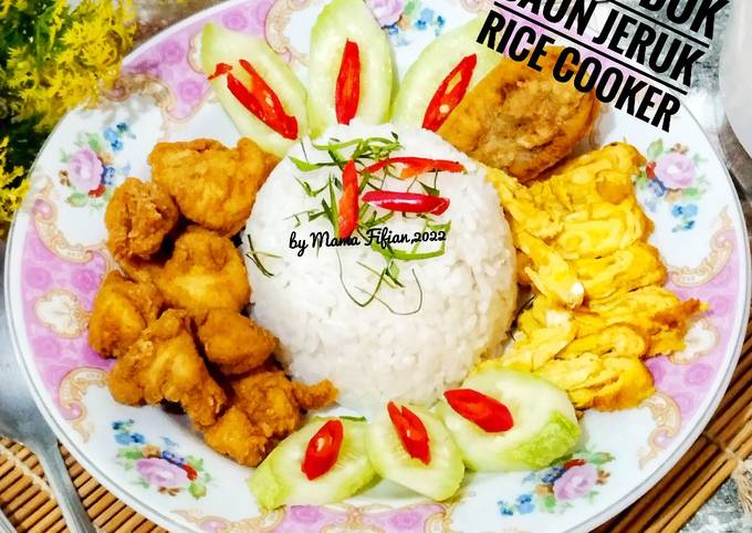 Resep Nasi Uduk Daun Jeruk Rice Cooker Oleh Lanjarsih Mama Fifian