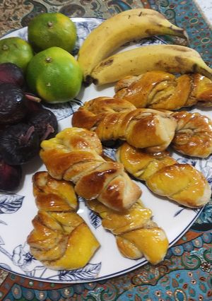 عکسی از دستور نان شیرینی پیچ دار