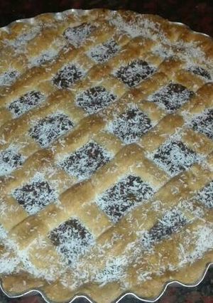 Una foto de Pasta frola de batata c/chocolate y dulce de leche