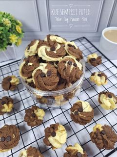 Foto resep Kue Semprit Putih Telur
