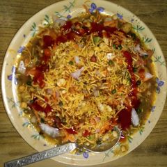Samosa chaat A picture of Samosa chaat.