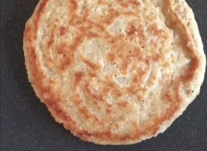 Una foto de Hotcake de avena y banano