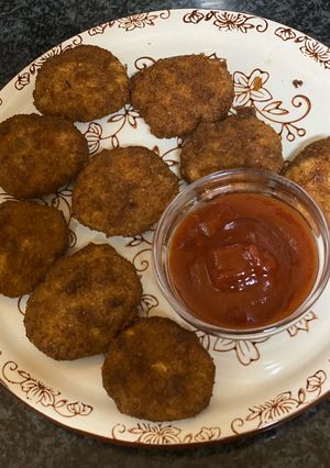 A picture of Chicken nuggets.