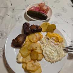 O poză a rețetei Carne la garniță cu pulpă de porc sărată.