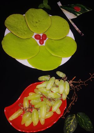 আঙুরের পেন কেক রেসিপির প্রধান ছবি