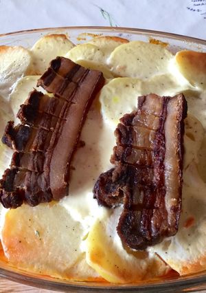 Rakott burgonya gazdagon recept fotója