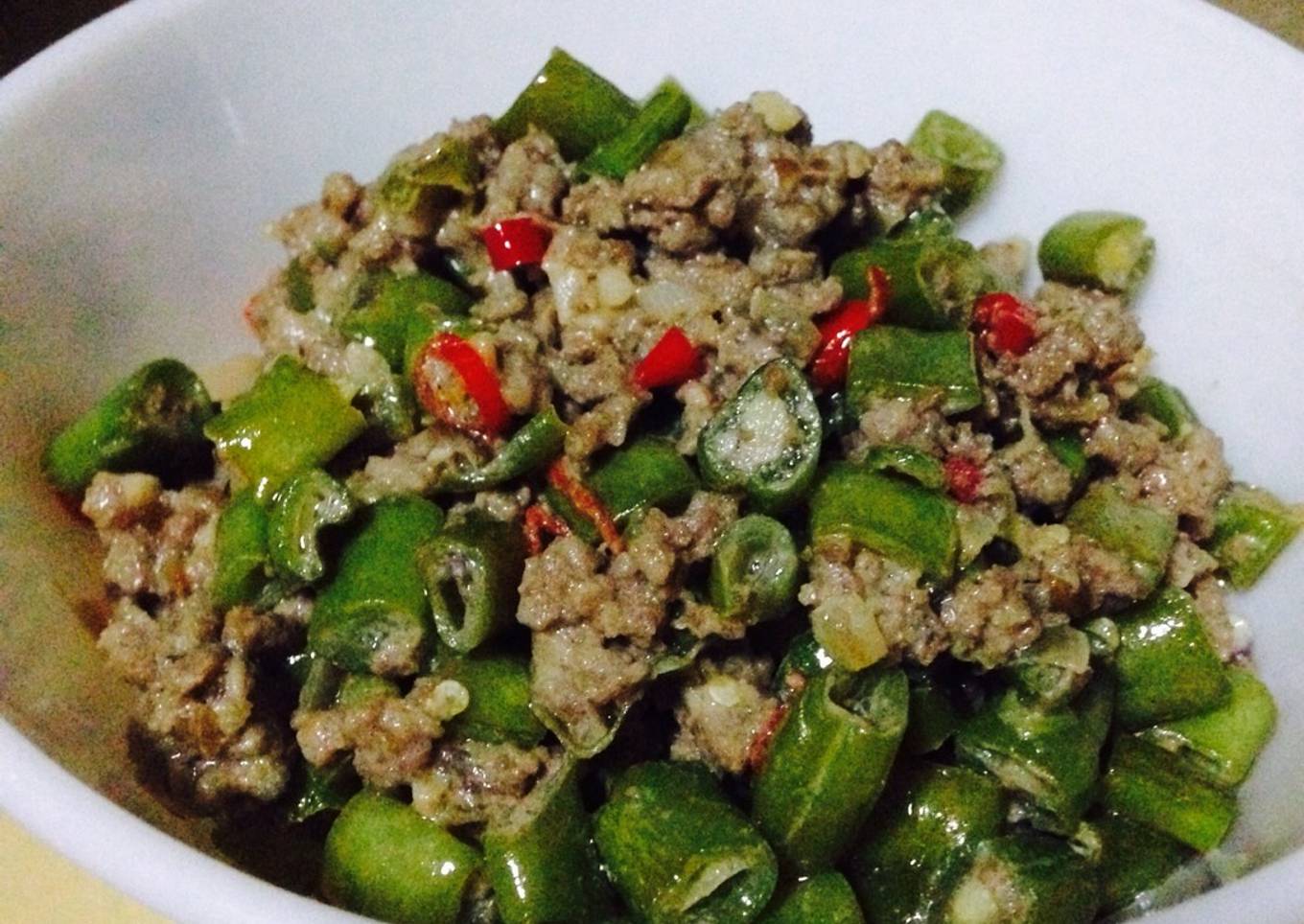 Green Beans in Spicy Coconut Milk (Filipino Gising-Gising)