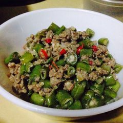 A picture of Green Beans in Spicy Coconut Milk (Filipino Gising-Gising).