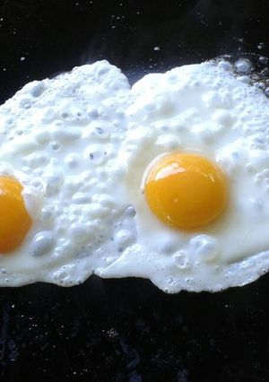 Tükörtojás, ahogy mi szeretjük recept fotója