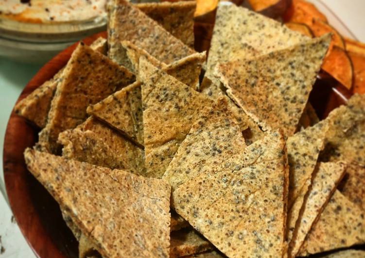 Nachos de quinoa integral, maíz y chía