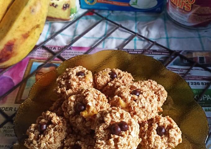 Banana Oatmeal Cookies