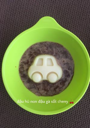 Hình của món Đậu hũ non đậu gà sốt cherry.
