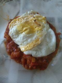 Una foto de Pisto de verduras con berenjena y calabacín