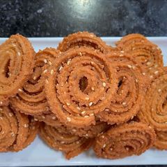 A picture of ચકરી.