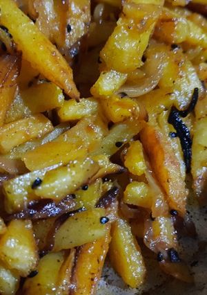 আলু পেঁয়াজ ভাজা (Aloo peyaj bhaja recipe in Bengali) রেসিপির প্রধান ছবি
