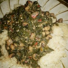 A picture of Couscous and moringa soup (ZOGALE).
