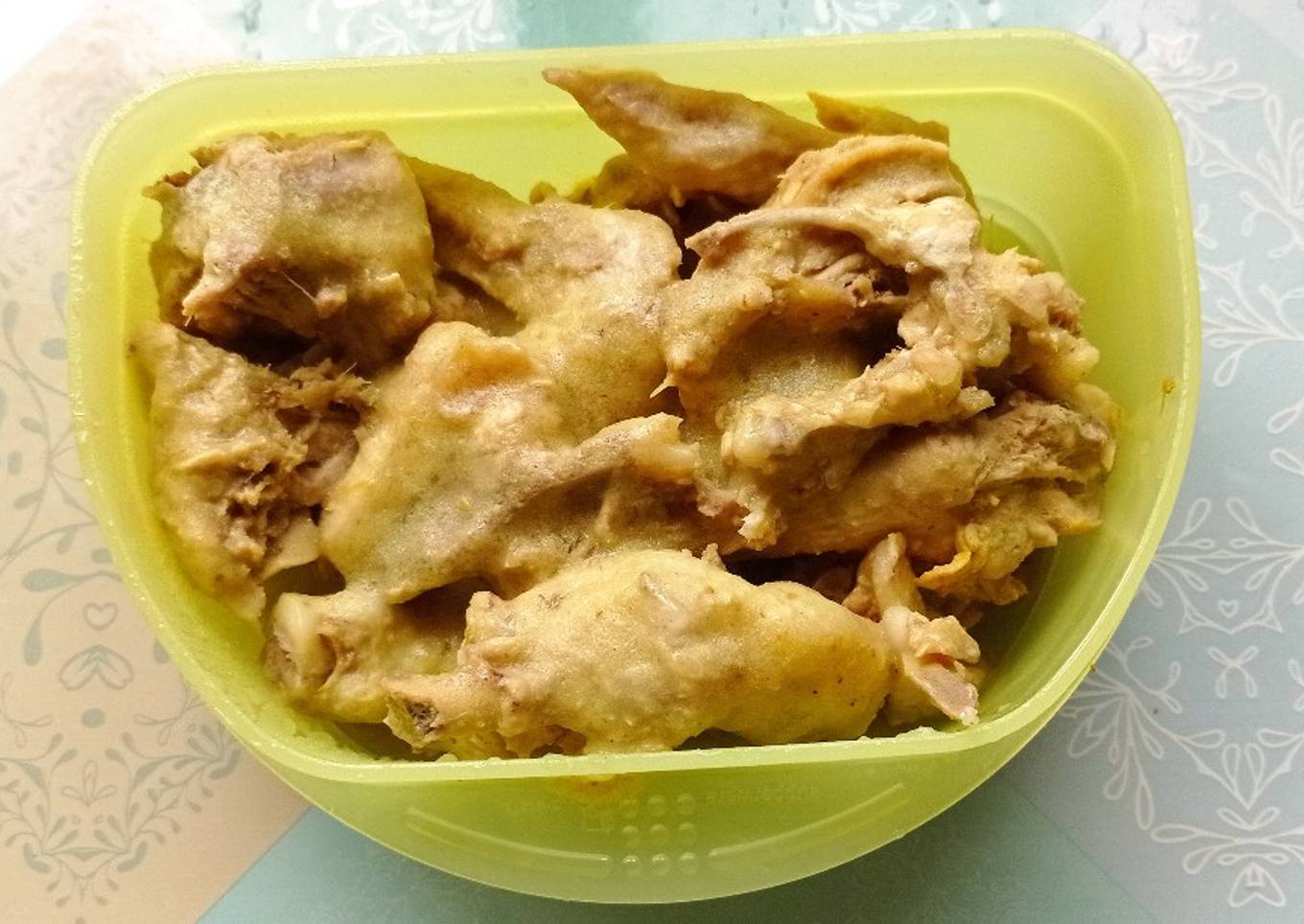 Ayam ungkep laos