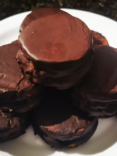 Una foto de Alfajores de chocolate