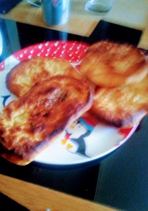 A picture of Easy naan breads.