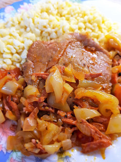 Lecsós tarja kolbász csíkokkal recept fotója